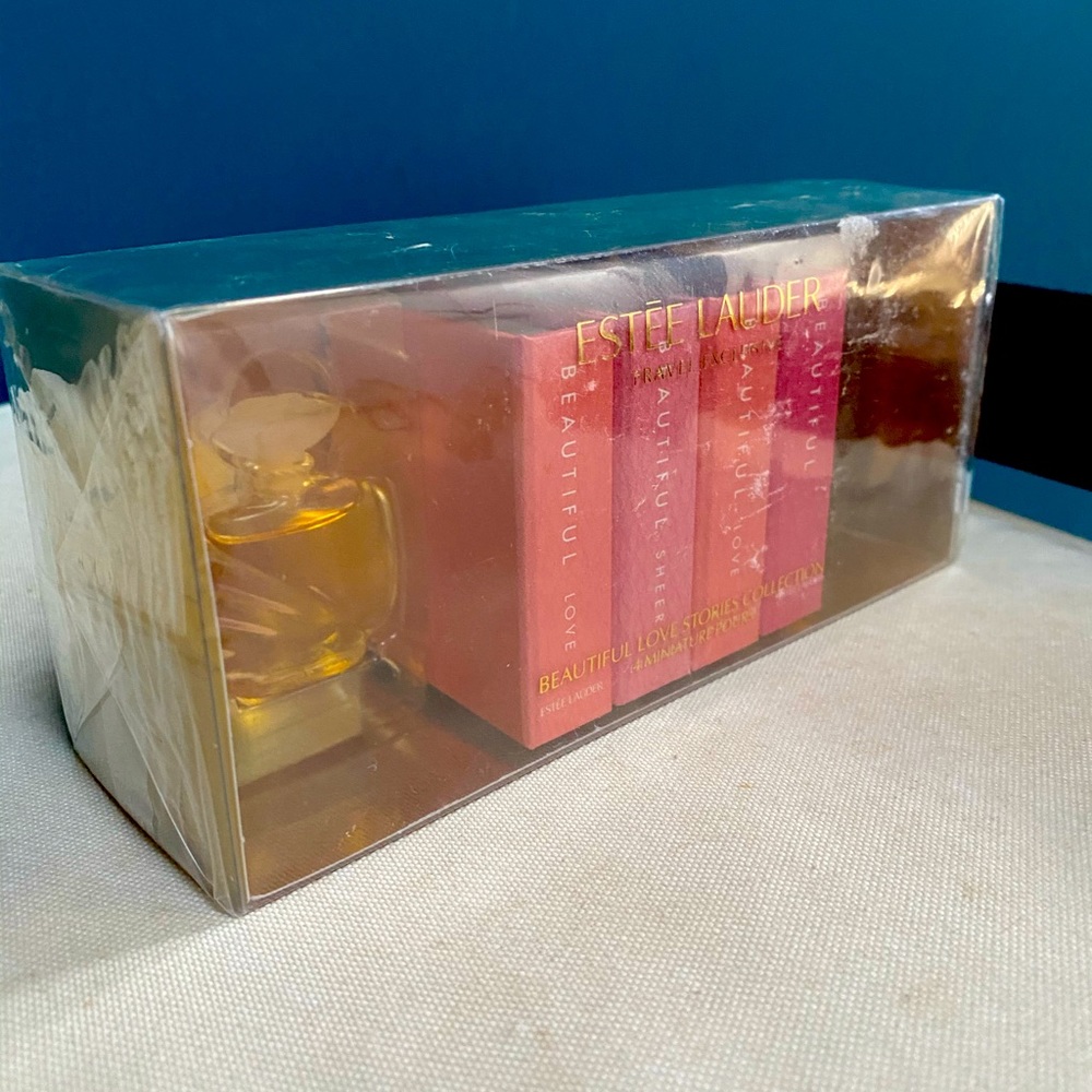 Box set of 4 mini Estee Lauder scents